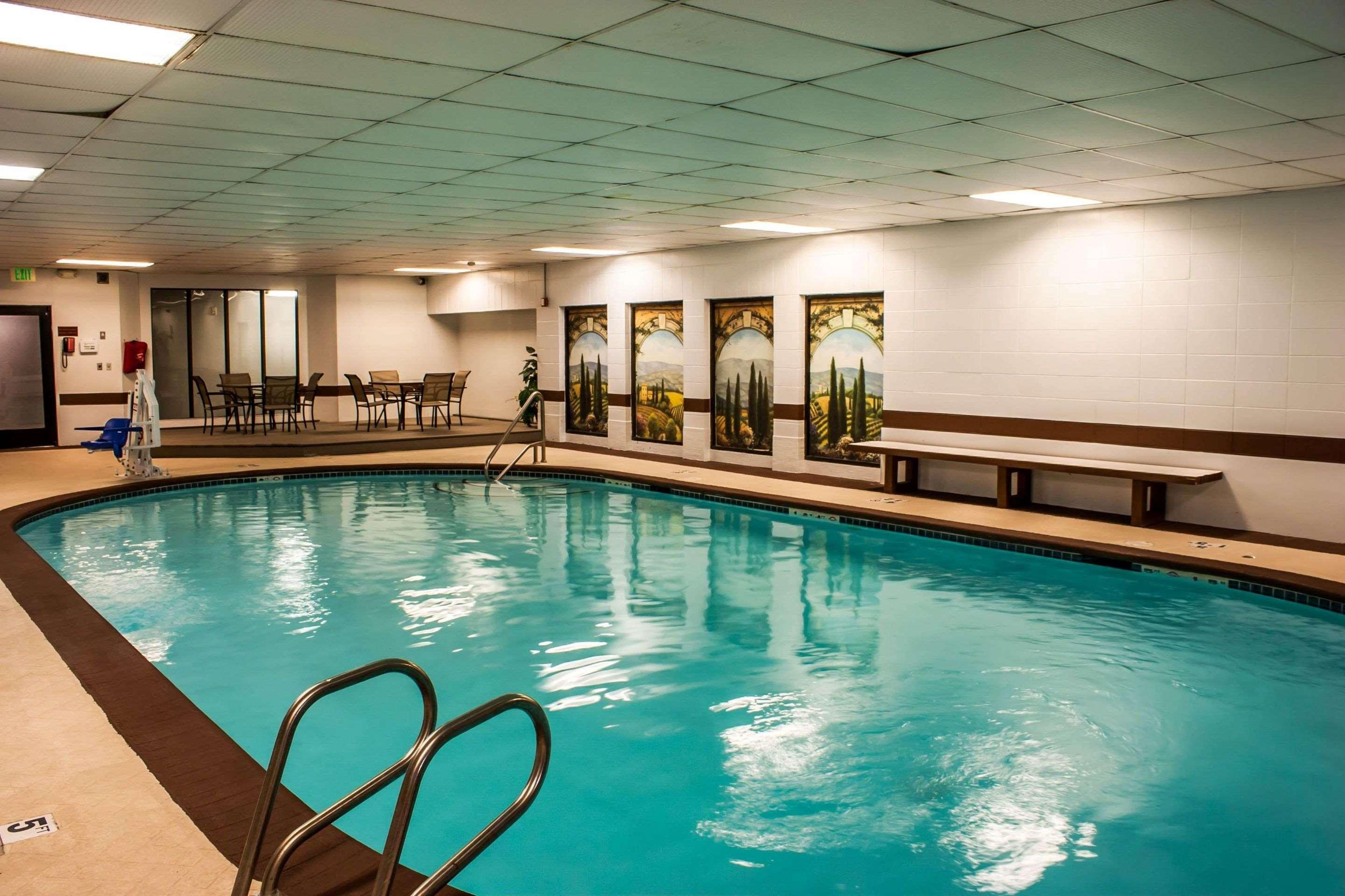 Surestay Hotel By Best Western Seatac Airport North Exterior photo